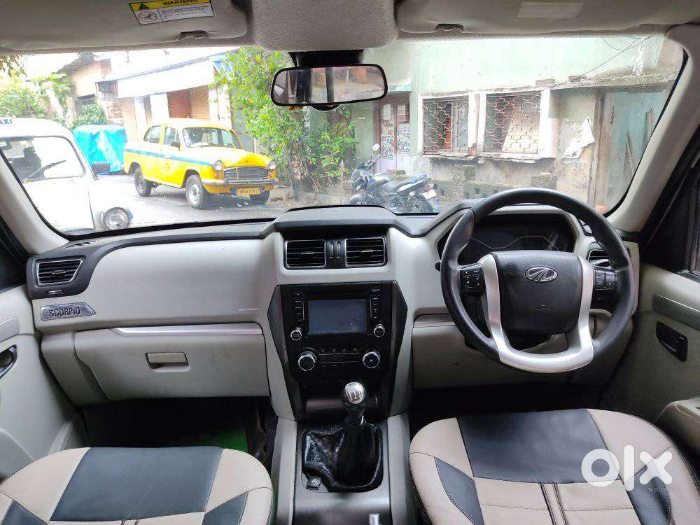 Mahindra Scorpio S10, 2016, Diesel