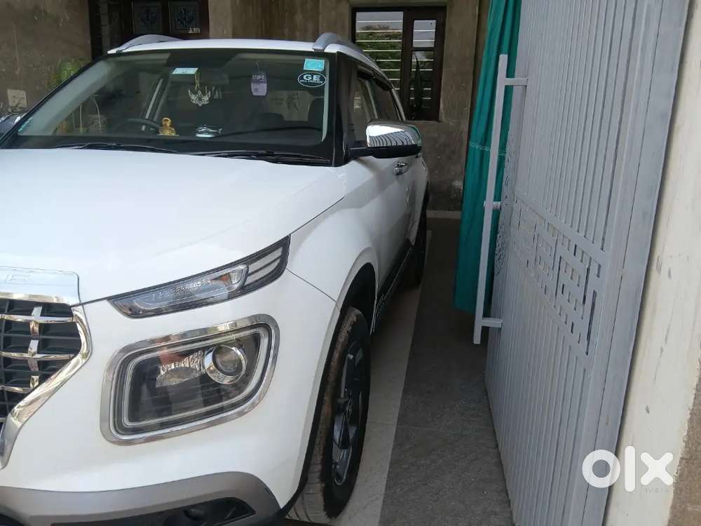 2nd Owner, Sx Top Model , Fully Insured , With Sunroof