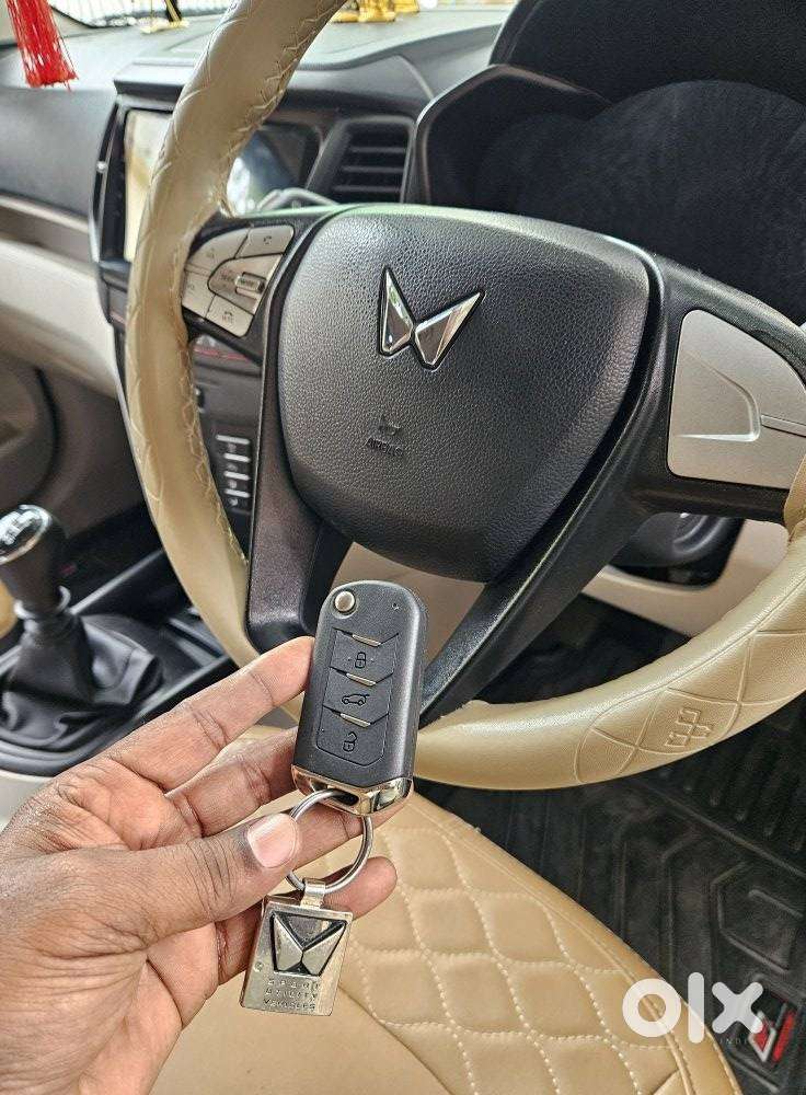 Mahindra Xuv300 W6, 2023, Petrol