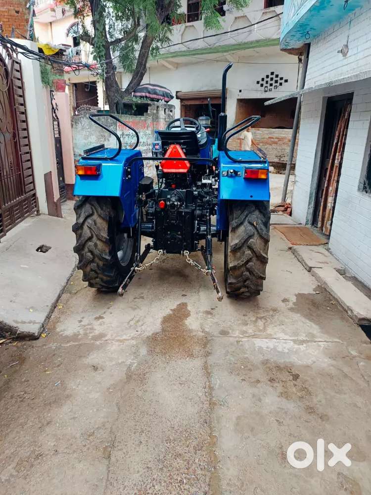 मात्र 500 घंटे चली हुई पहली सर्विस हुई शोरूम कंडीशन में हैं सेट में