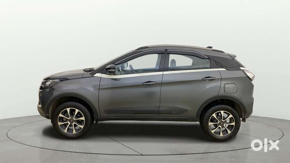 Tata Nexon 1.2 Revotron Xza Plus, 2020, Petrol
