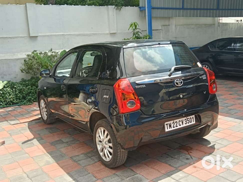 Toyota Etios Liva V, 2012, Petrol