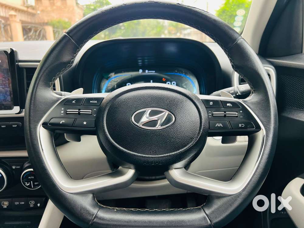 Hyundai Venue 1.0 Sx (o) Turbo Dct, 2024, Petrol