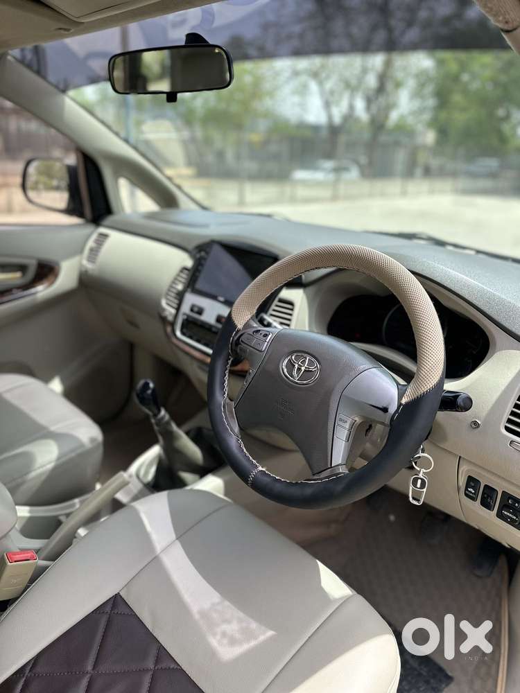 Toyota Innova 2.5 Vx 7 Str Bs-iii, 2012, Diesel