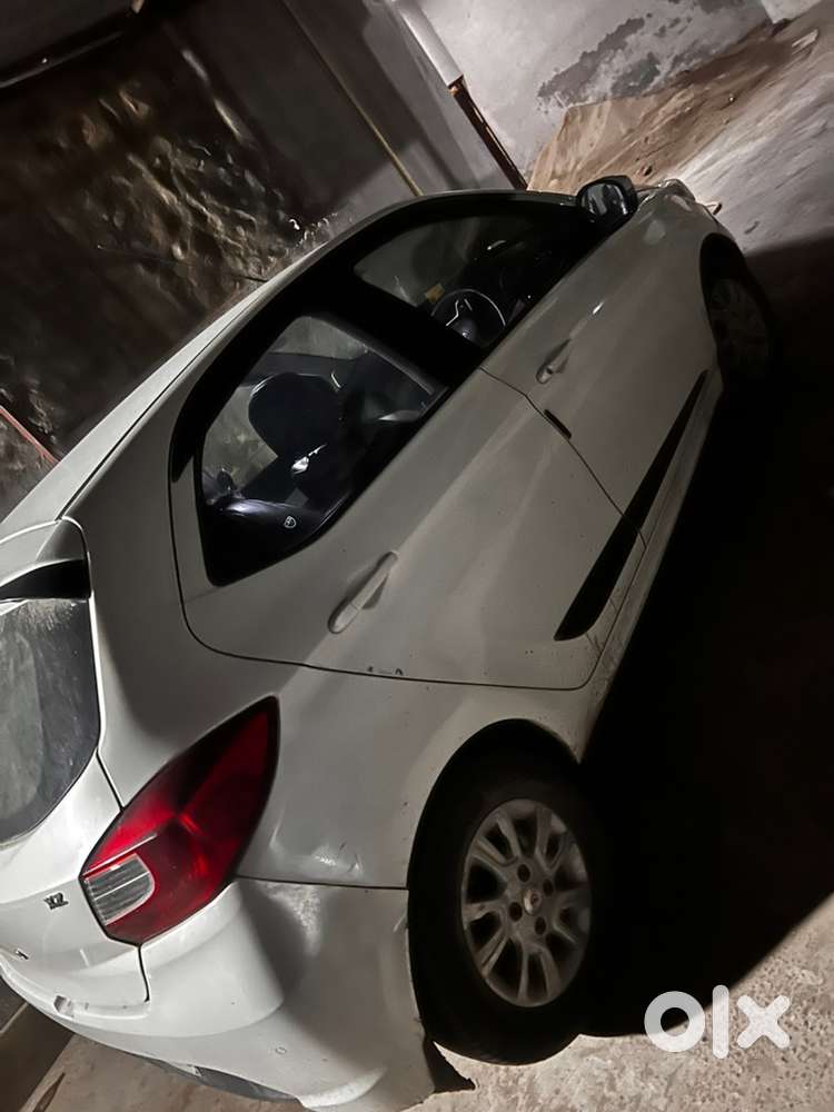 Tata Tiago Petrol Manual 2016