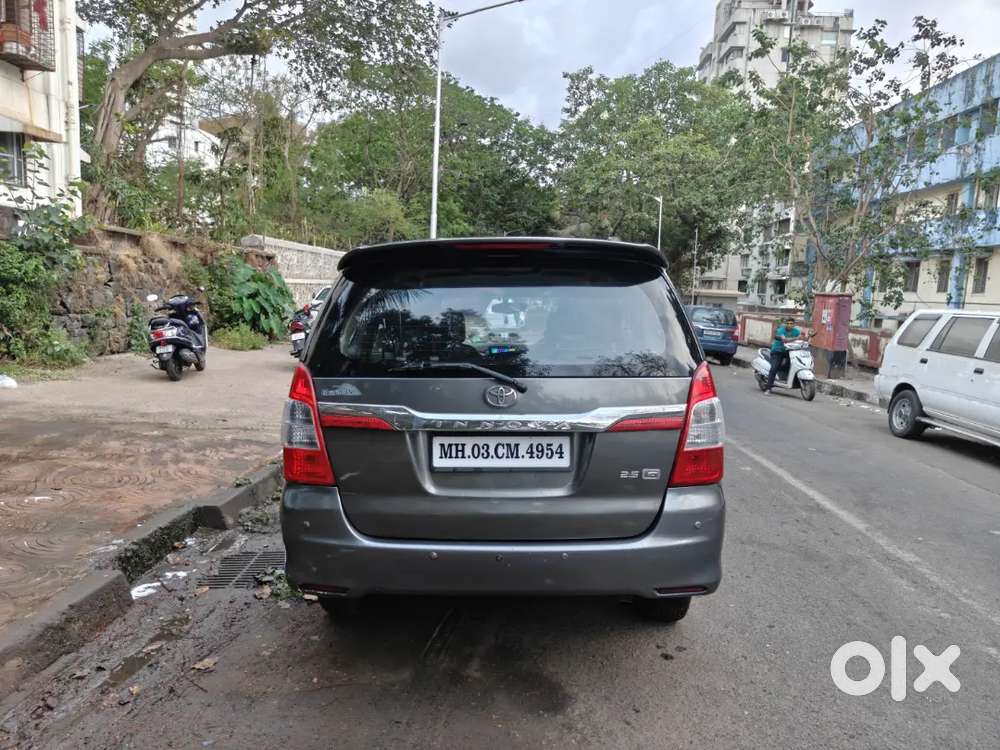 Toyota Innova 2012 Diesel Well Maintained