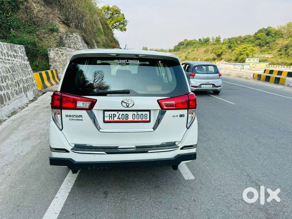 Toyota Innova Crysta [2020-ongoing] 2.4 Vx 8 Str, 2024, Diesel