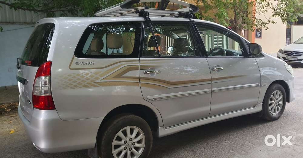 Toyota Innova 2.5 V 8 Str, 2013, Diesel