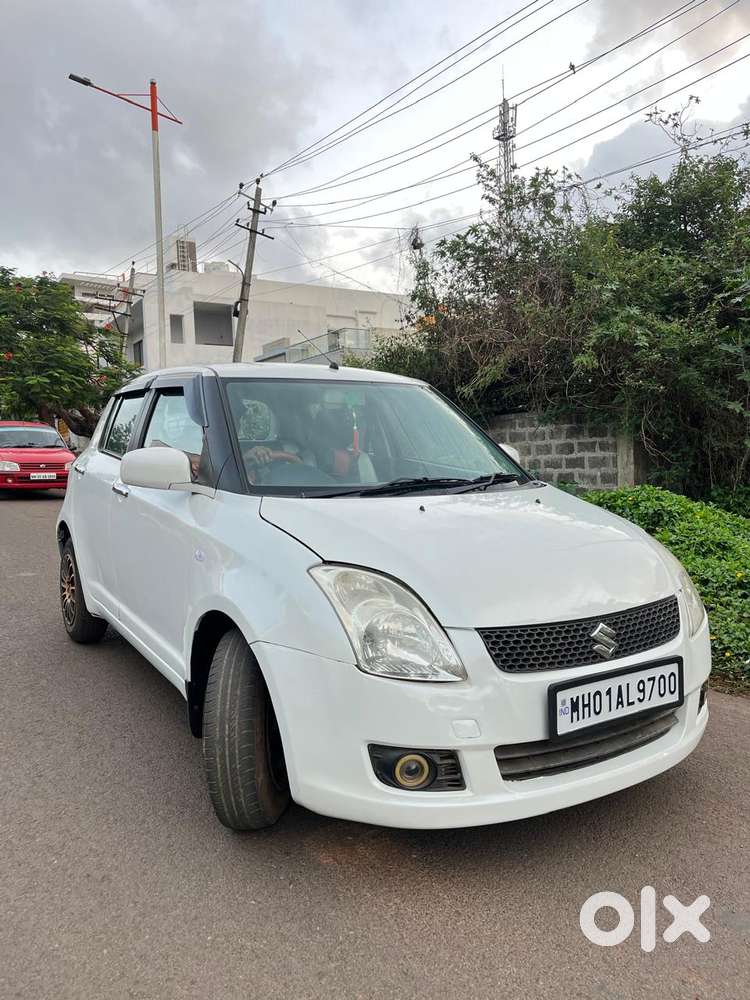 Maruti Suzuki Swift Lxi Bsiii, 2010, Petrol