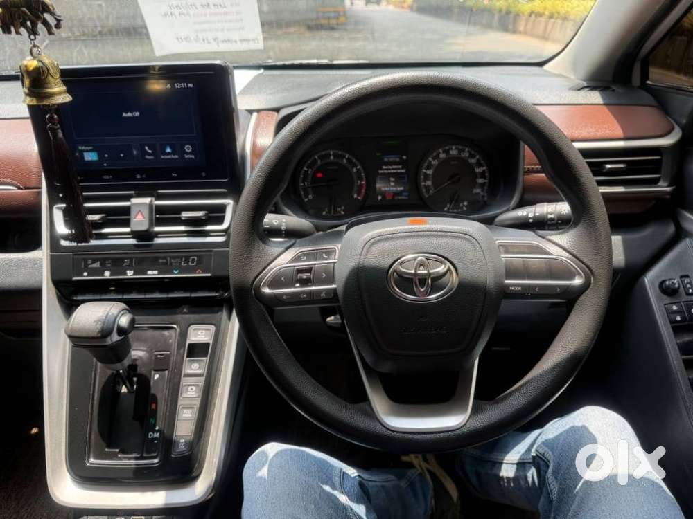 Toyota Innova Hycross Gx (o), 2024, Petrol