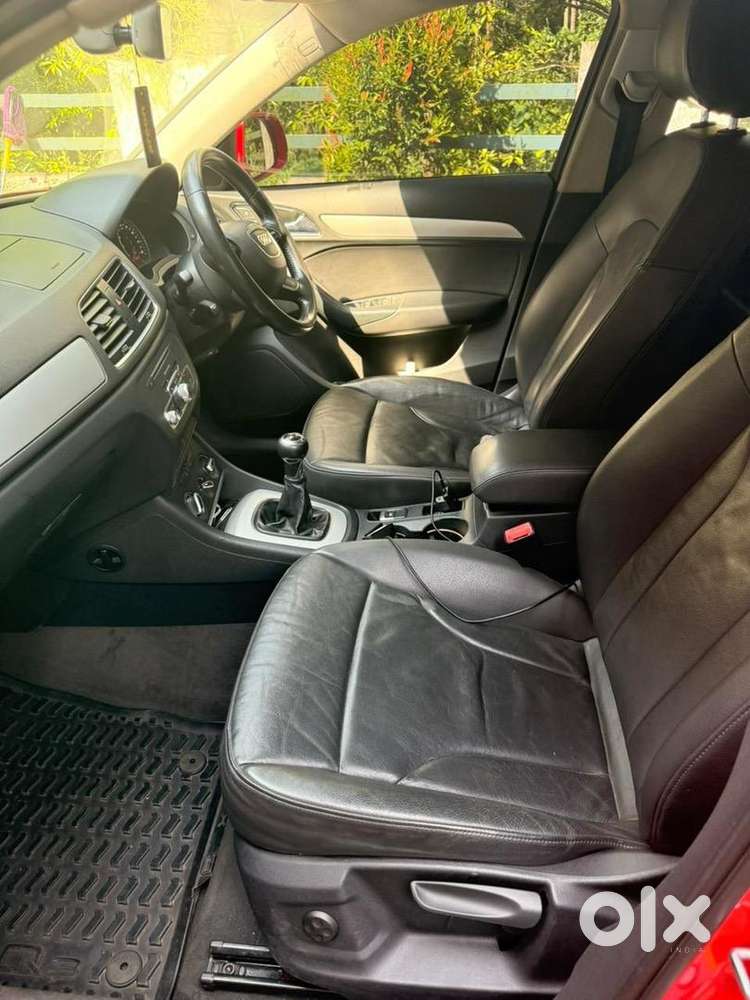 Audi Q3 Manual Neat & Well Maintained