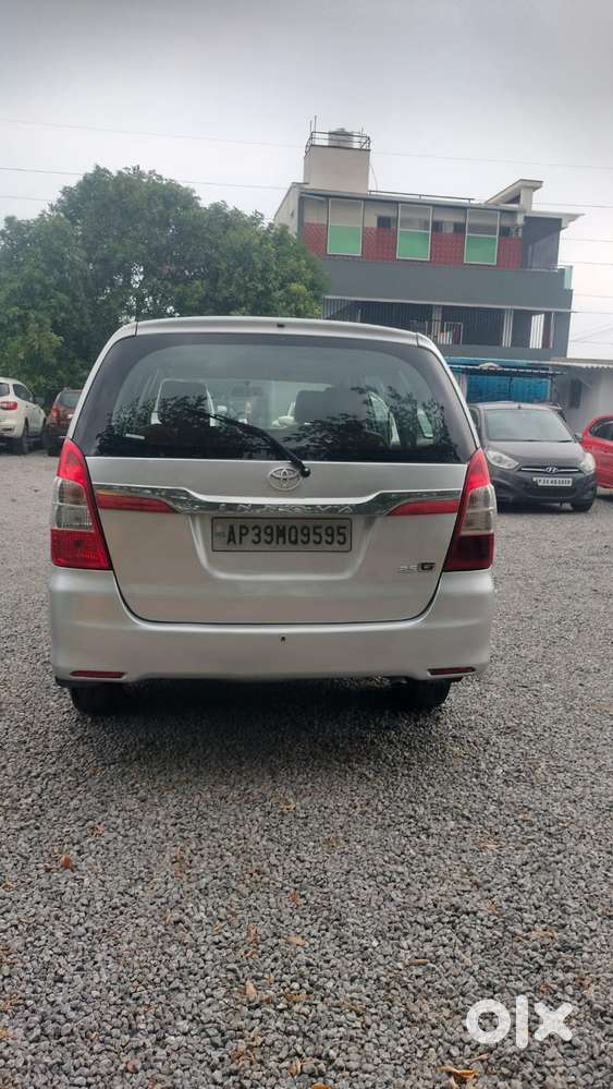 Toyota Innova 2.5 G (diesel) 8 Seater, 2012, Diesel