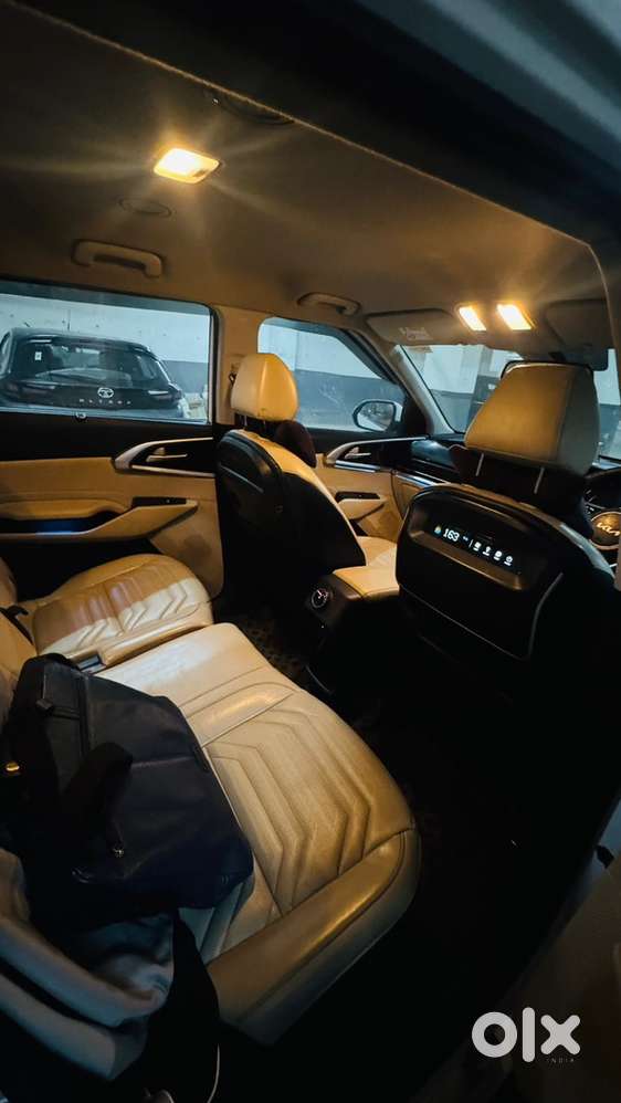 Kia Carens, Luxery Diesel, Seven Seater