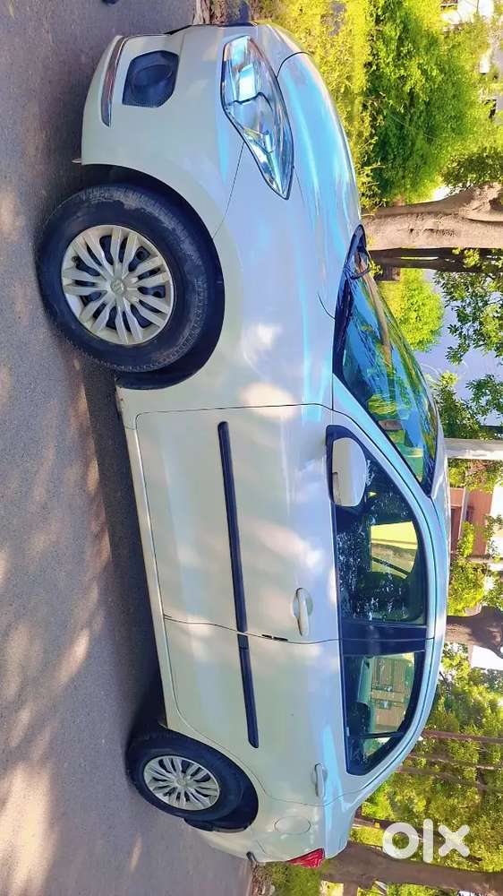 Maruti Suzuki Dzire 2017 Vxi