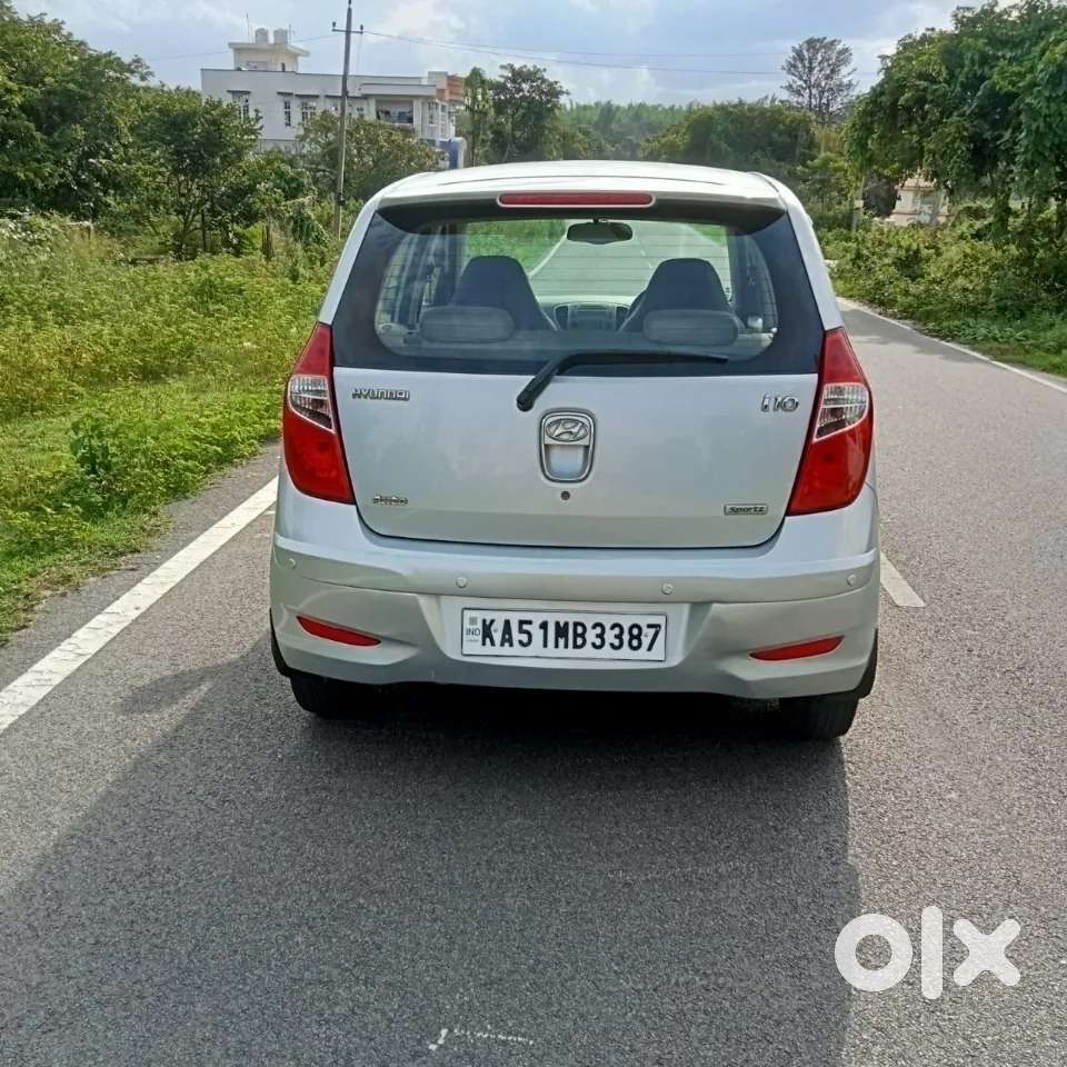 Hyundai I10 Sportz At, 2011, Petrol