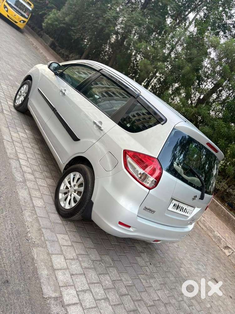 Maruti Suzuki Ertiga 2013