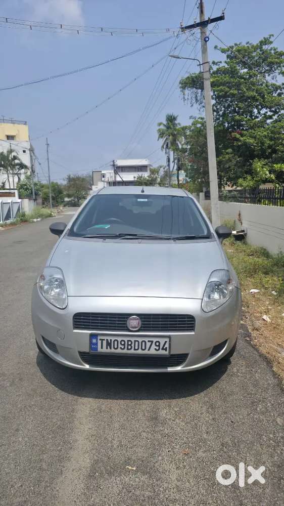 Fiat Punto 2010 Petrol 53500 Km Driven