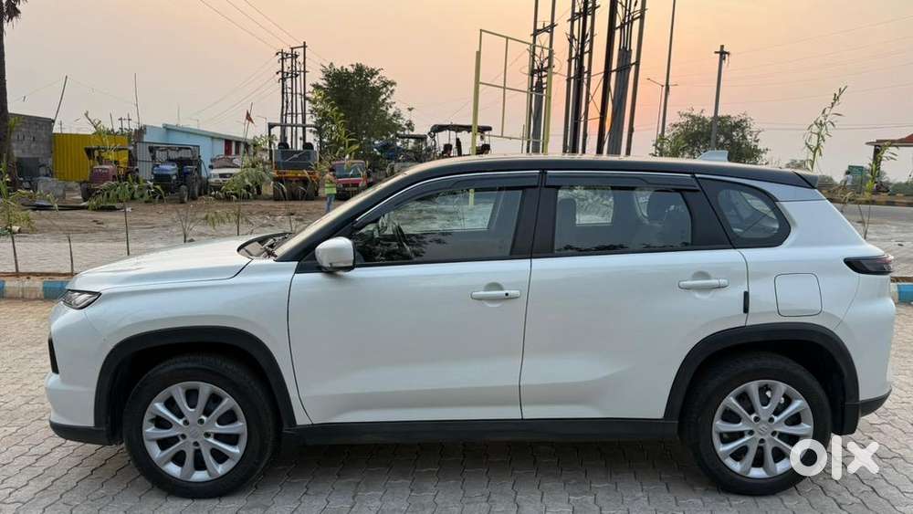 Maruti Suzuki Grand Vitara 2024 Petrol Good Condition