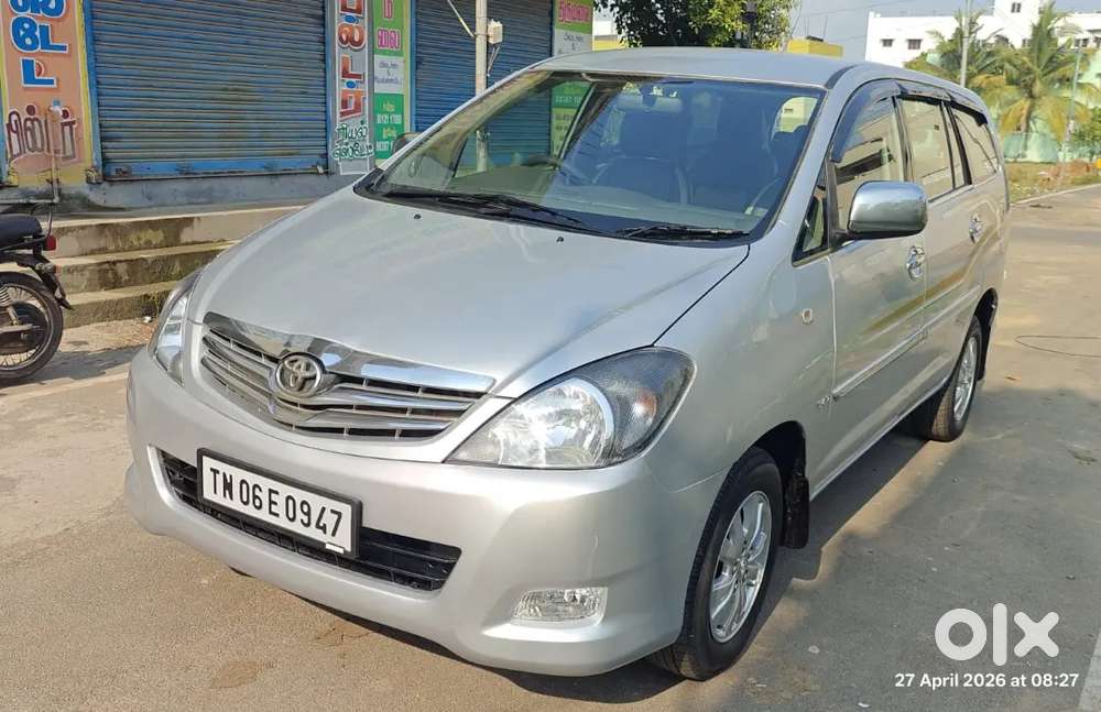 Toyota Innova 2011 Diesel Well Maintained