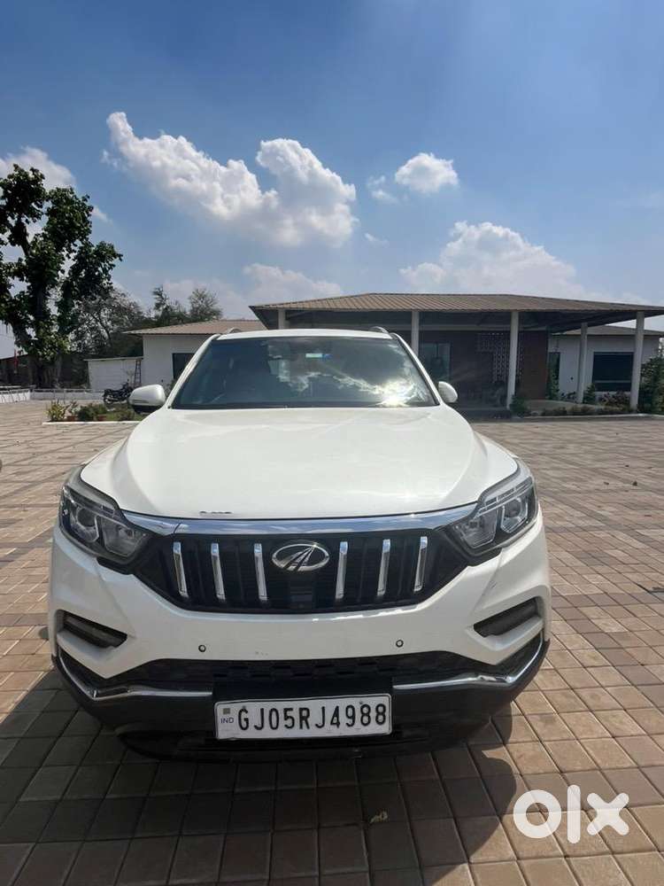 Mahindra Alturas G4 2020 Diesel Well Maintained