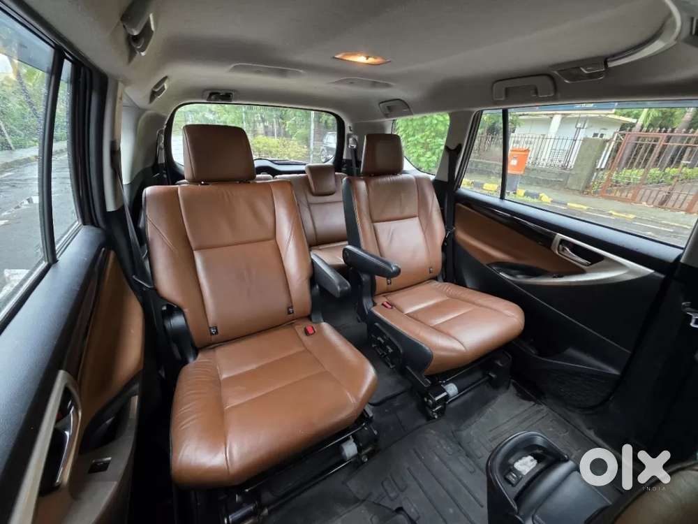 Toyota Innova Crysta 2.8 Zx At 7 Seater, 2018, Diesel