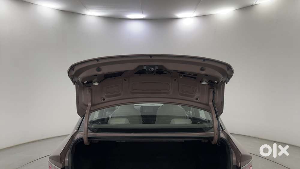 Hyundai Aura [2023-ongoing] 1.2 Sx Plus Petrol Amt, 2020, Petrol