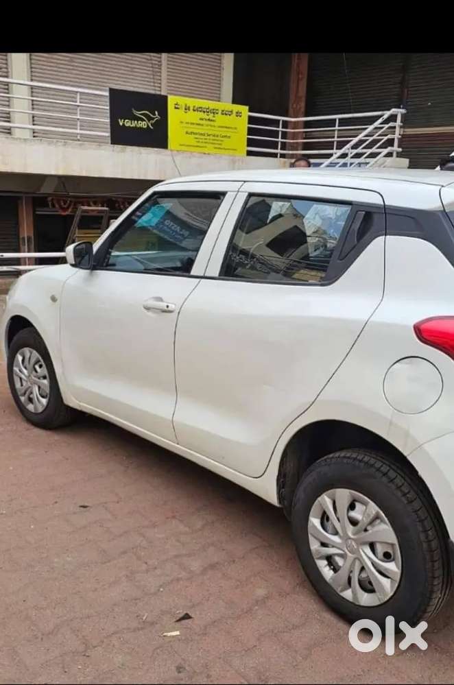 Maruti Suzuki Swift Lxi 2021