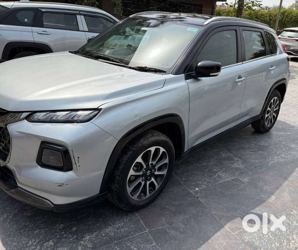 Maruti Suzuki Grand Vitara 1.5 Zeta Plus Dual Tone Intelligent Hybri..