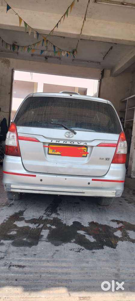 Toyota Innova 2.5 G (diesel) 8 Seater, 2013, Diesel