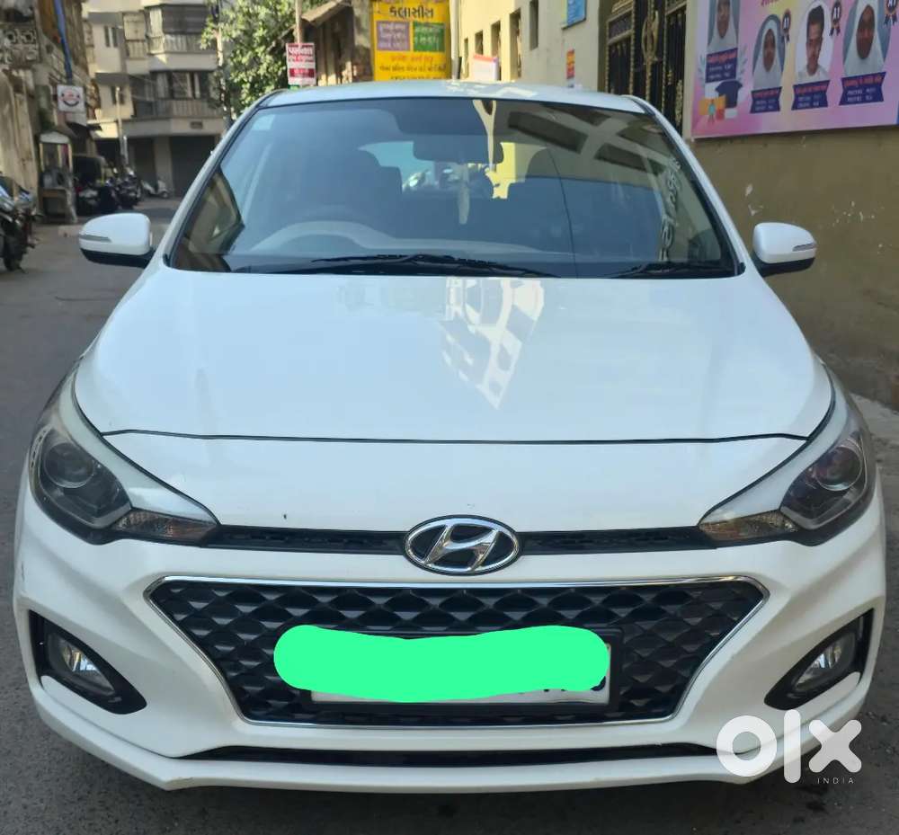 I20 Asta/ Petro+cng/ Top Model Running Whealcle