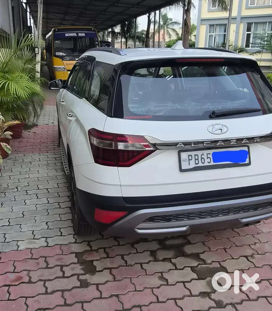 Hyundai Alcazar Signature Diesel 2024