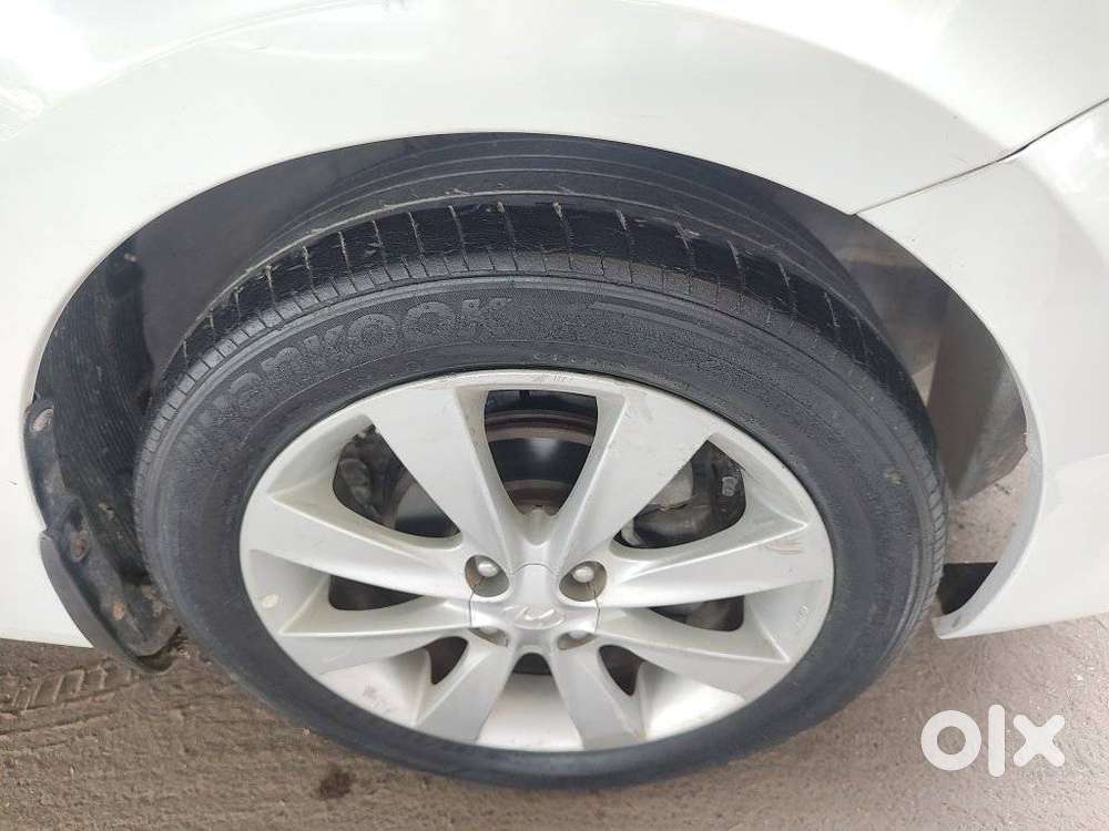 Hyundai Verna Vtvt 1.6 Sx, 2013, Petrol
