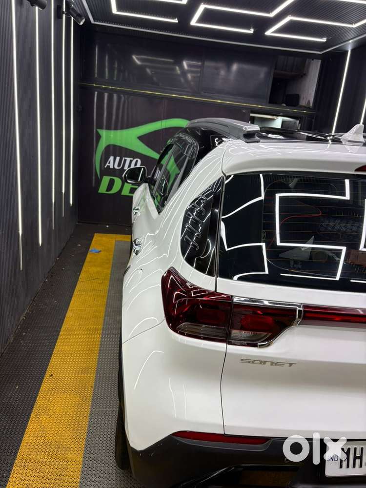 Kia Sonet Petrol 2021