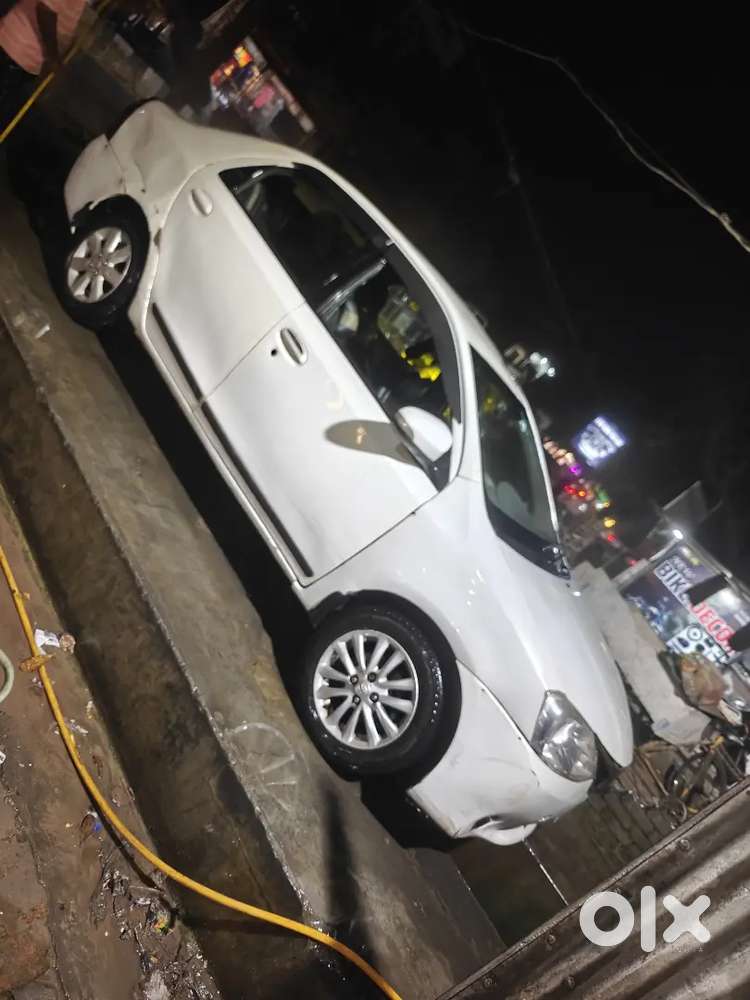 Toyota Etios 2015 Diesel 72000 Km Driven