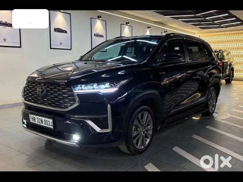 Toyota Innova Hycross 2.0 Zx (o) Hybrid 7 Str, 2024, Petrol