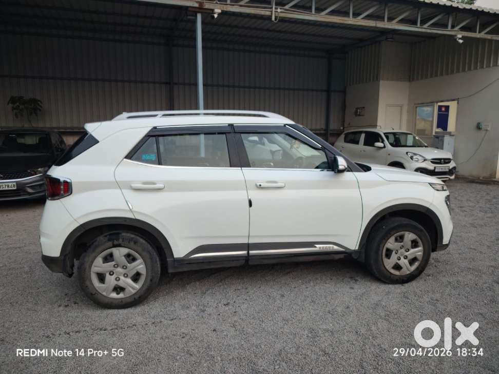 Hyundai Venue 1.2 S Plus, 2021, Petrol