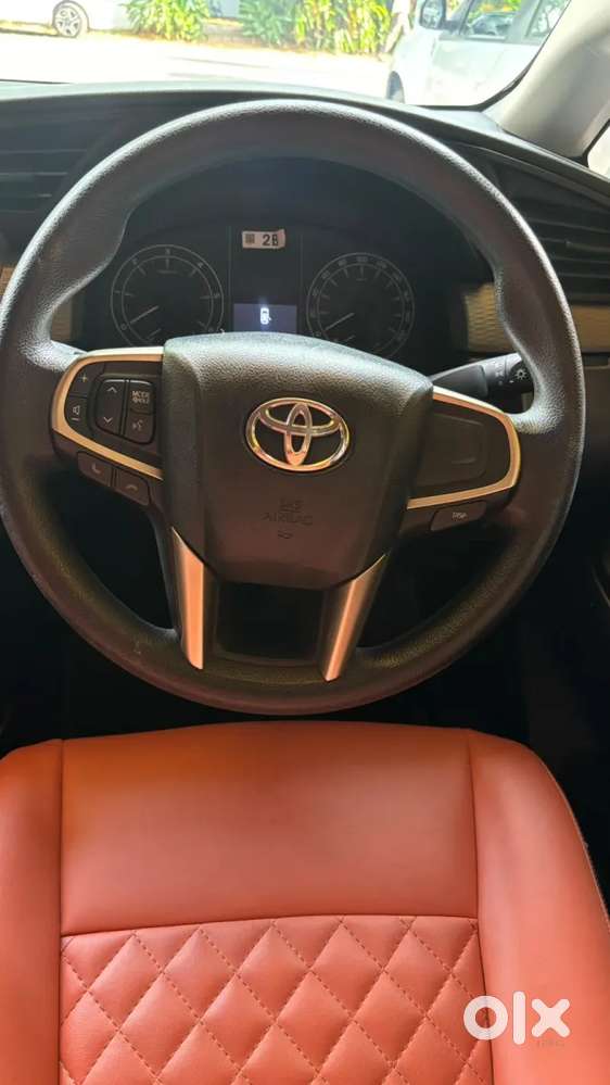 Toyota Innova Crysta [2020-ongoing] 2.4 Gx 7 Str, 2021, Diesel