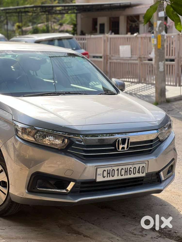 Honda Amaze 2nd Gen 2022 Petrol Well Maintained