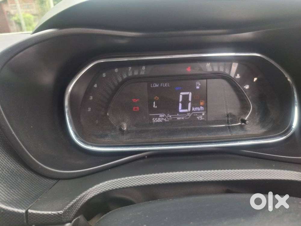 Tata Nexon 1.2 Revotron Xma Amt (s), 2022, Petrol