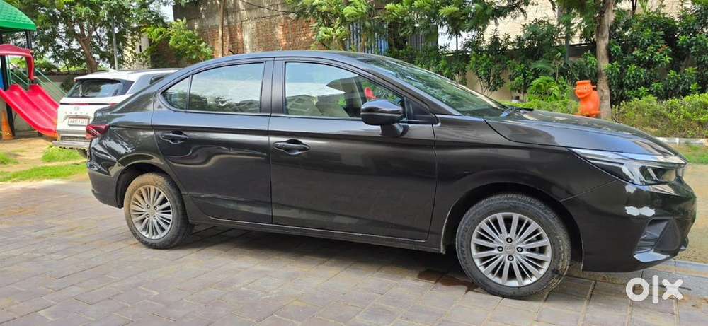 Honda City 1.5 V 2022