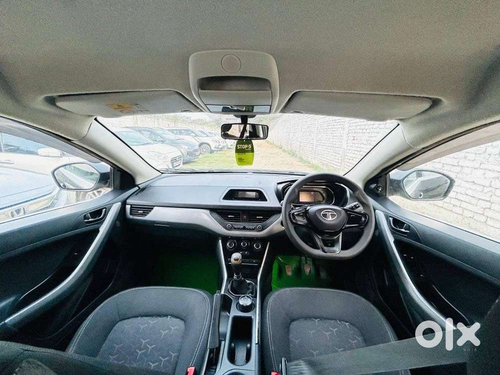 Tata Nexon 1.5 Revotorq Xm (s), 2021, Diesel