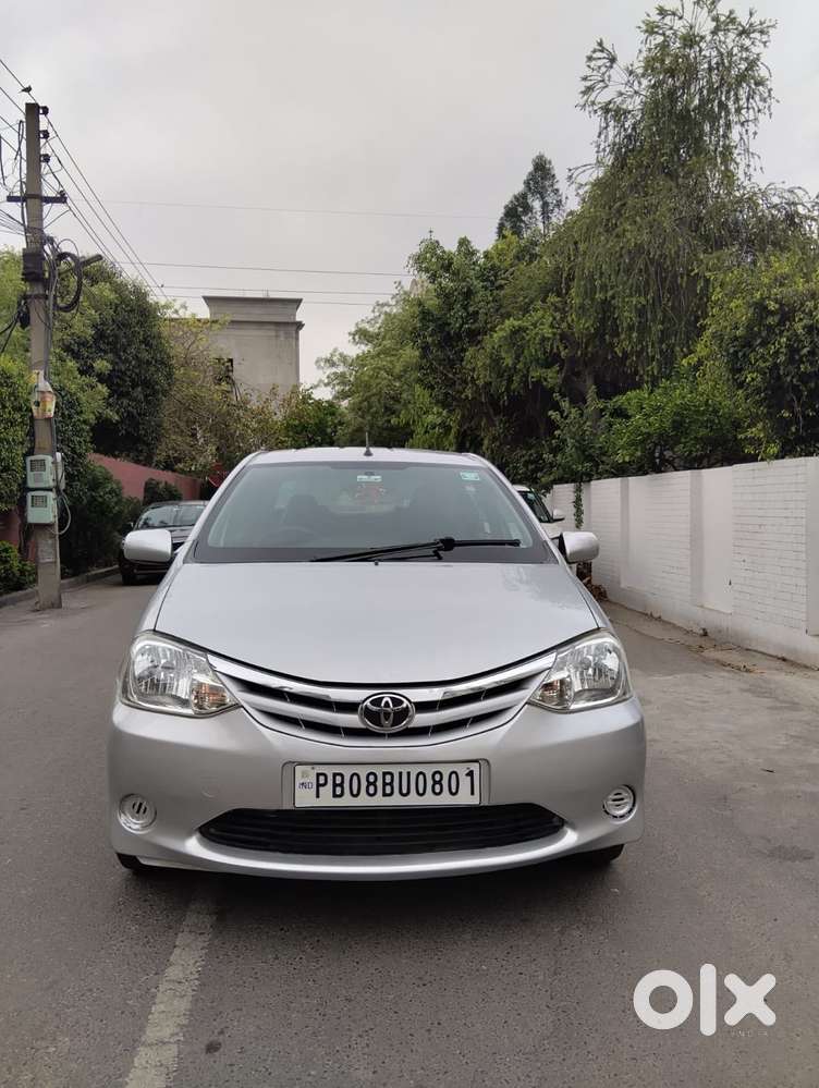 Toyota Etios 2010-2012 G, 2011, Petrol