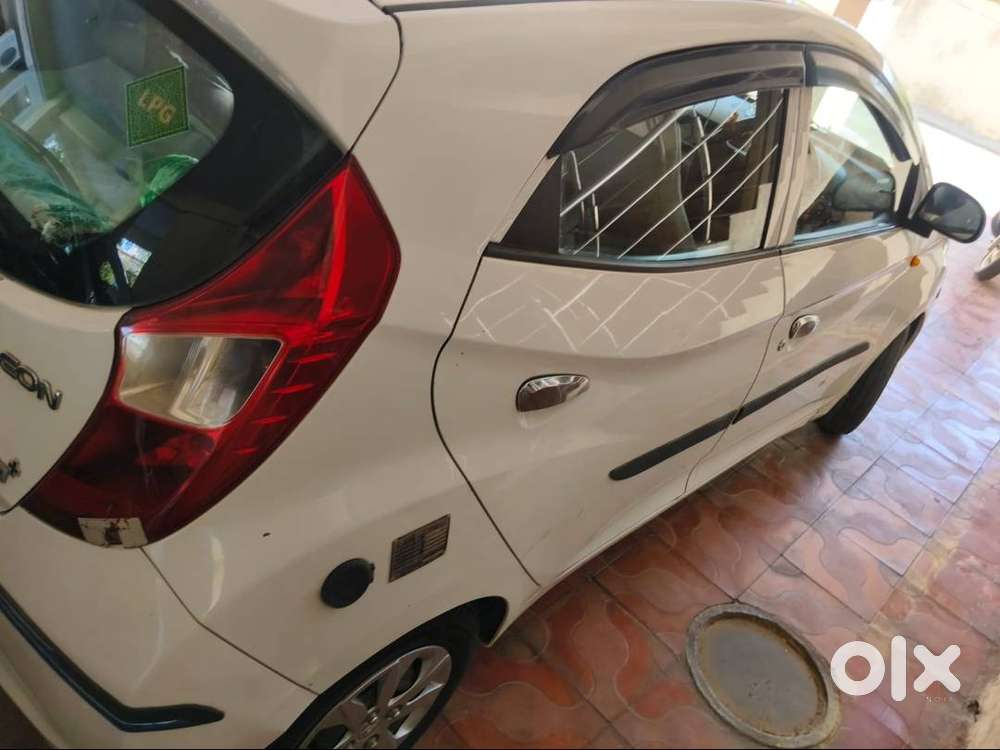 Hyundai Eon 2015
