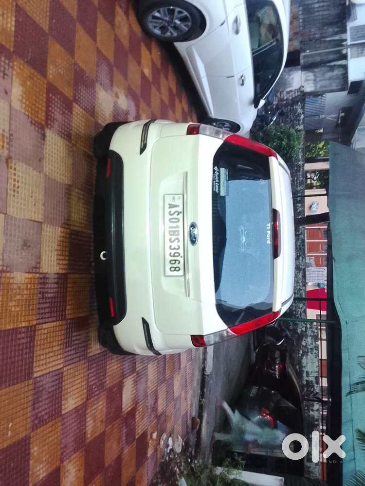 Ford Figo 1.2p Trend Mt, 2015, Petrol