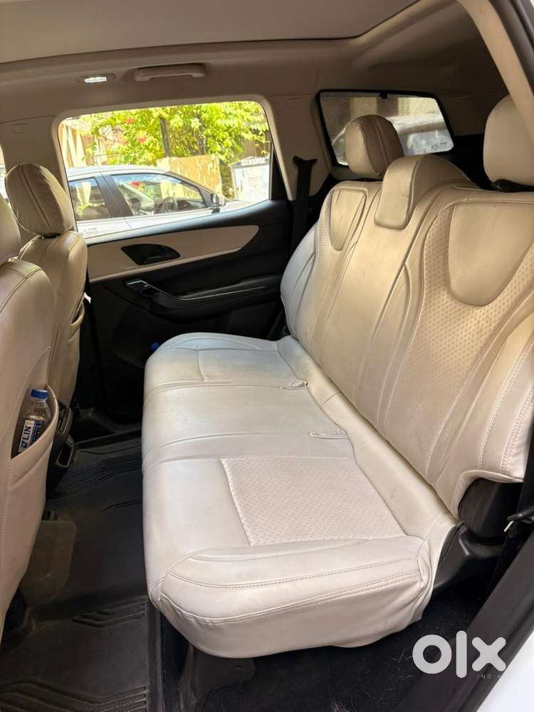 Mahindra Xuv700 Diesel 2023