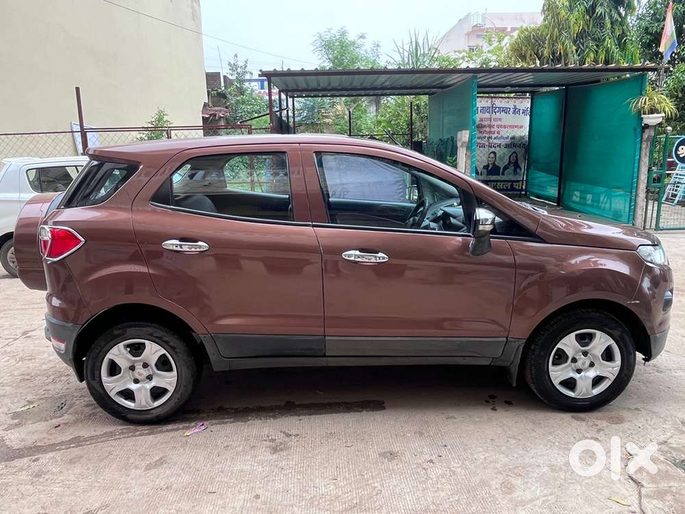 Ford Ecosport 2018 Model Petrol 60,000km Driven