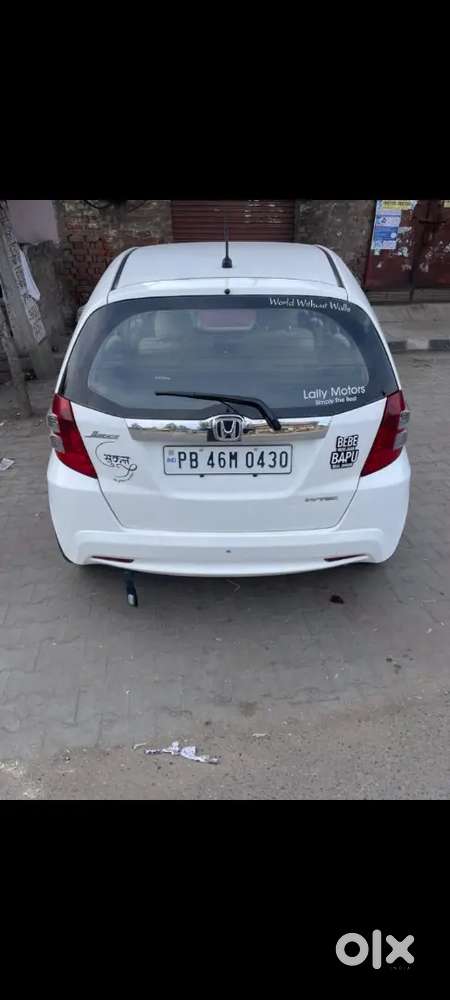 Honda Jazz  ,petrol * Mnf 2011.reg 2012