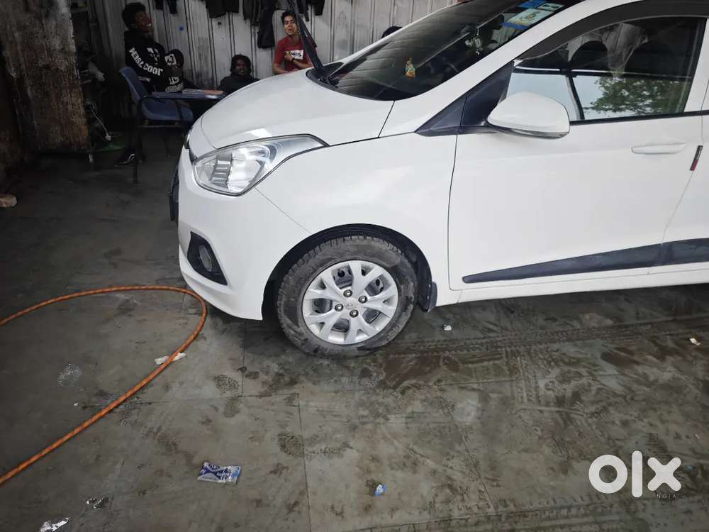 Hyundai Grand I10 2016 Petrol Well Maintained