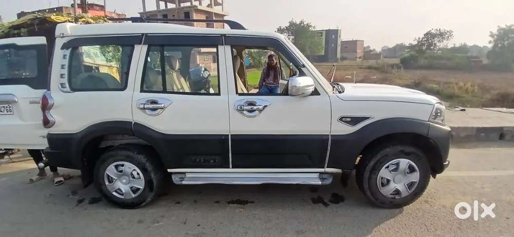 Mahindra Scorpio 2019 Diesel 130000 Km Driven