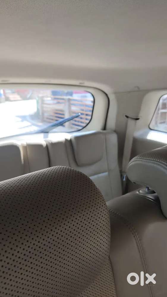 Mahindra Xuv500 W8 Well Maintained Single Owner